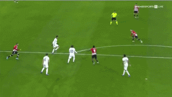 替补球员爆发助球队锁胜